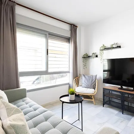 Holidays2malaga Olletas 2 Bedrooms & 2 Bathrooms With Patio Malaga