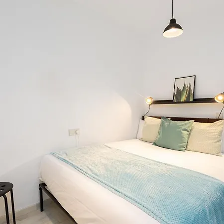 Holidays2malaga Olletas 2 Bedrooms & 2 Bathrooms With Patio *