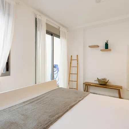 Holidays2malaga Olletas 2 Bedrooms & 2 Bathrooms With Patio